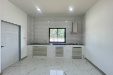 image 15 GPPH1872 New 3-bedroom house in Banglamung