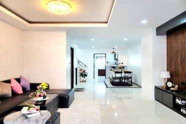 image 18 GPPH1903 Brand new townhome in Banglamung for sale