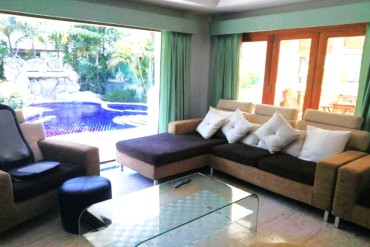 image 29 GPPH1911 Spacious property with garden in East Pattaya