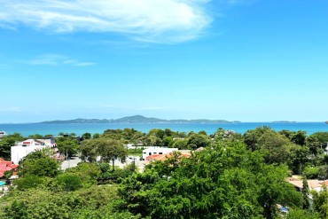 image 37 GPPB0391 Hotel on Pratamnak Hill with Sea Views