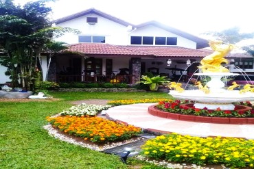 image 15 GPPH1945 Spacious 2-storey house with garden