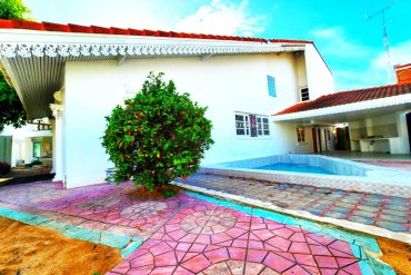 image 16 GPPH1946 4-bedroom poolvilla near Jomtien Beach