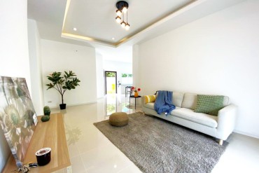 image 15 GPPH1955 บ้าน 3 ห้องนอนสร้างใหม่พร้อมสวน