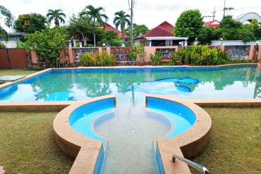 image 37 GPPH1956 Grosses Einfamilienhaus mit privatem Pool zu verkaufen