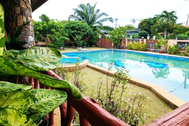 image 37 GPPH1956 Large family home with private pool for sale