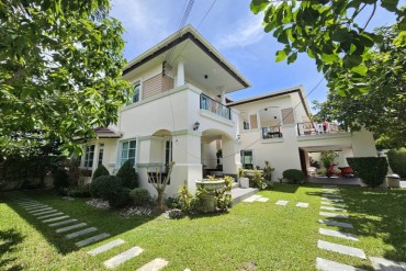 image 18 GPPH1971 Beautiful 2-Storey Single House with Garden