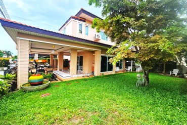 image 16 GPPH1975 Spacious 2-storey detached house with garden