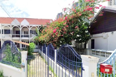 image 9 GPPH1996 2 townhouses in Wongamat area for sale