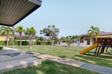 image 21 GPPH2009 Tropical Modern 3-Bedroom Pool Villa